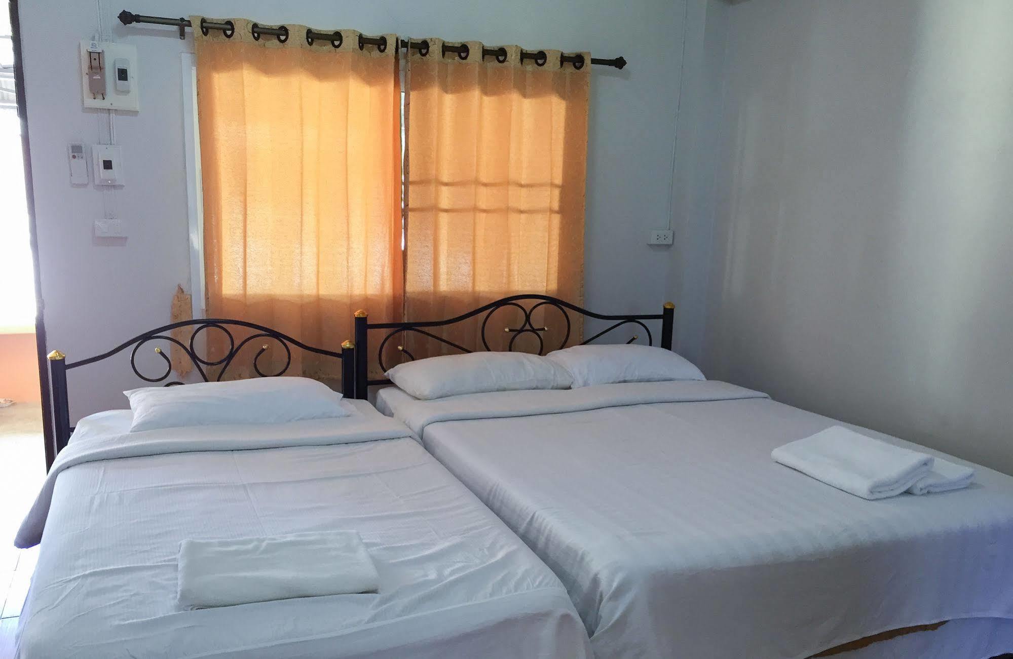 Baan Khue Wieng Resort Mae Sariang Εξωτερικό φωτογραφία